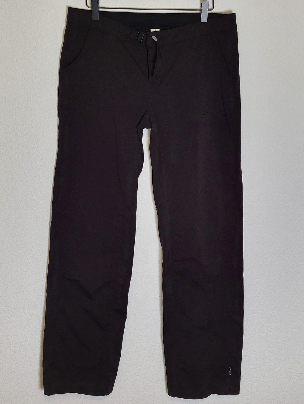 Prana Black Belted Hiking Pants in Black size 10